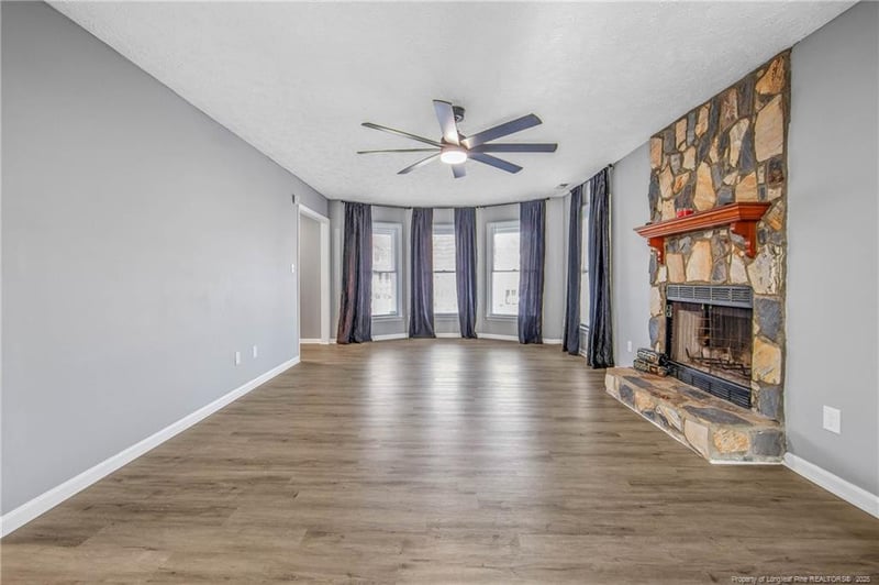 538 Old Farm Rd, Fayetteville, NC 28314