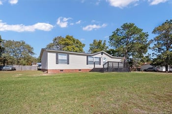 538 Participle Ct, Hope Mills, NC 28348