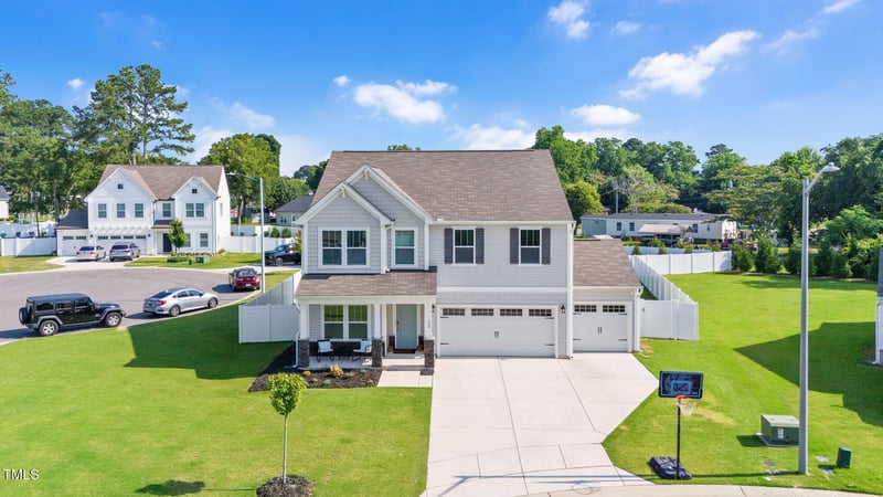 539 Lincoln St, Benson, NC 27504