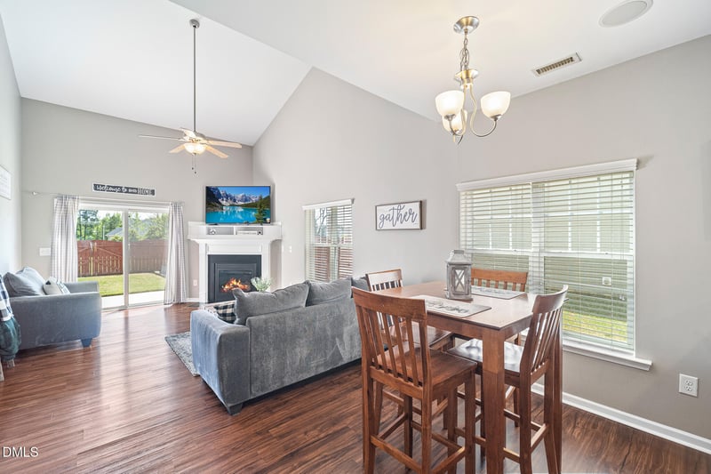 539 Smithridge Way, Fuquay Varina, NC 27526