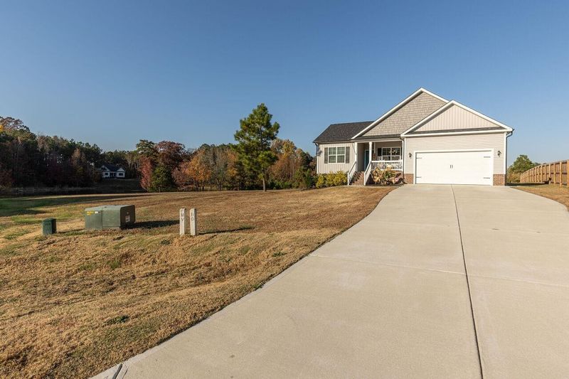 54 Blackburn Ct, Angier, NC 27501