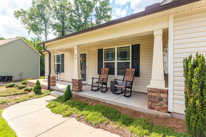 54 Cherryhill Dr, Four Oaks, NC 27524
