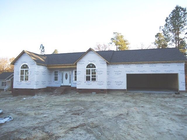 54 Clarendon Ct, Angier, NC 27501