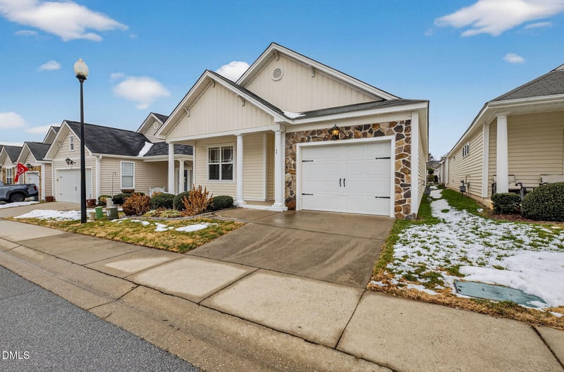 54 Denby Cir, Clayton, NC 27527