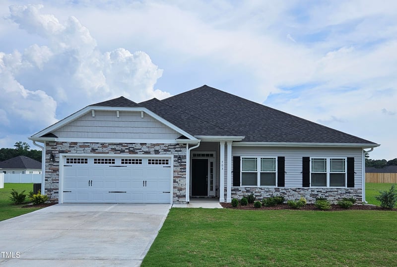 54 Northwood Dr, Fuquay Varina, NC 27526