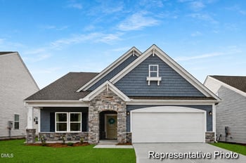 54 Open Meadow Ct #95, Lillington, NC 27546