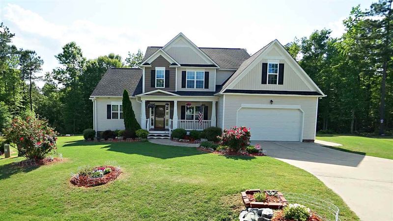 54 Peanut Cir, Smithfield, NC 27577