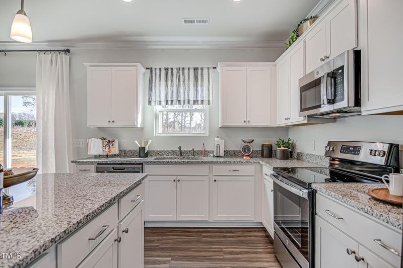 54 Sagamore Ave, Angier, NC 27501