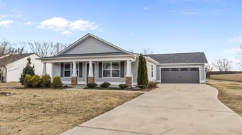 54 Sandcastle Ln, Four Oaks, NC 27524