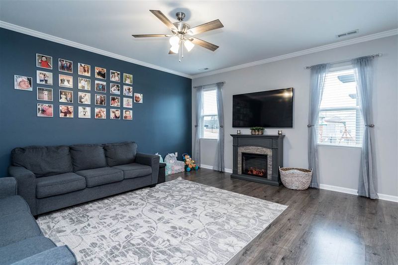 54 Stornoway Ln, Clayton, NC 27527