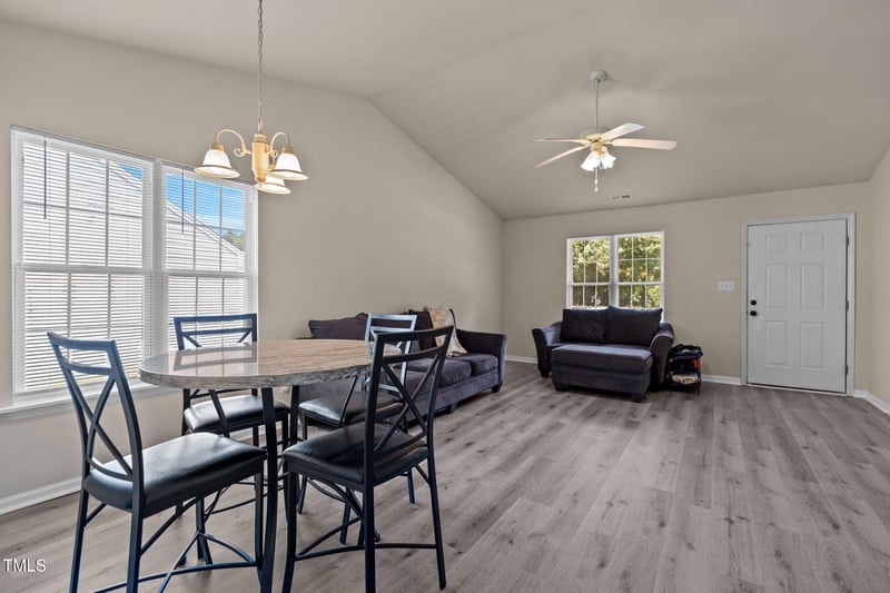 54 Sussex Dr, Smithfield, NC 27577