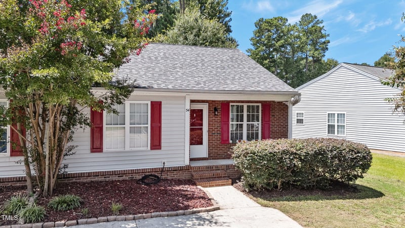 54 Sussex Dr, Smithfield, NC 27577