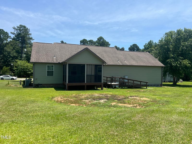 54 Tucker Farm Cir, Angier, NC 27501