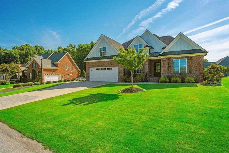 54 Tudor Way, Angier, NC 27501