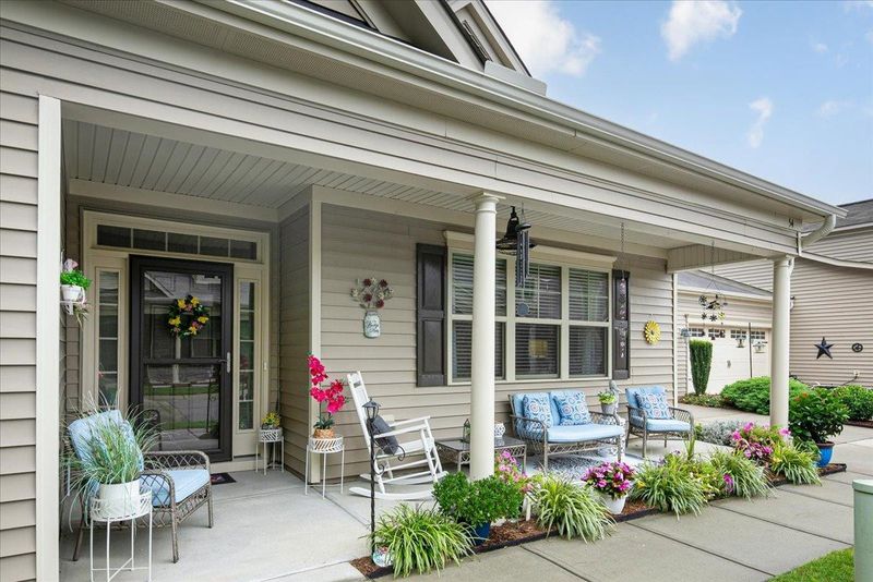 54 E Umbria Ct, Clayton, NC 27527