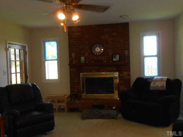 54 White Oak Dr, Smithfield, NC 27577