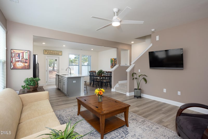 54 Wildflower Cir, Clayton, NC 27520