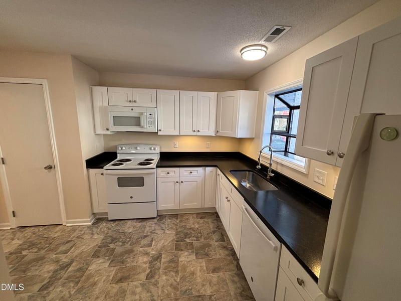 54 Willow Bridge Dr, Durham, NC 27707