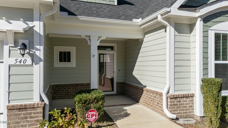 540 Barrington Hall Dr, Rolesville, NC 27571