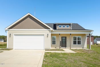 540 Broomcorn Ln, Kinston, NC 28504