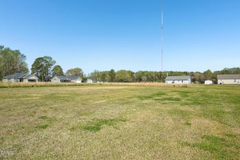 540 Broomcorn Ln, Kinston, NC 28504