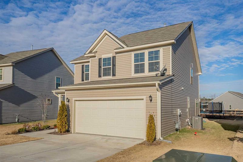 540 Carissa Ln, Zebulon, NC 27597