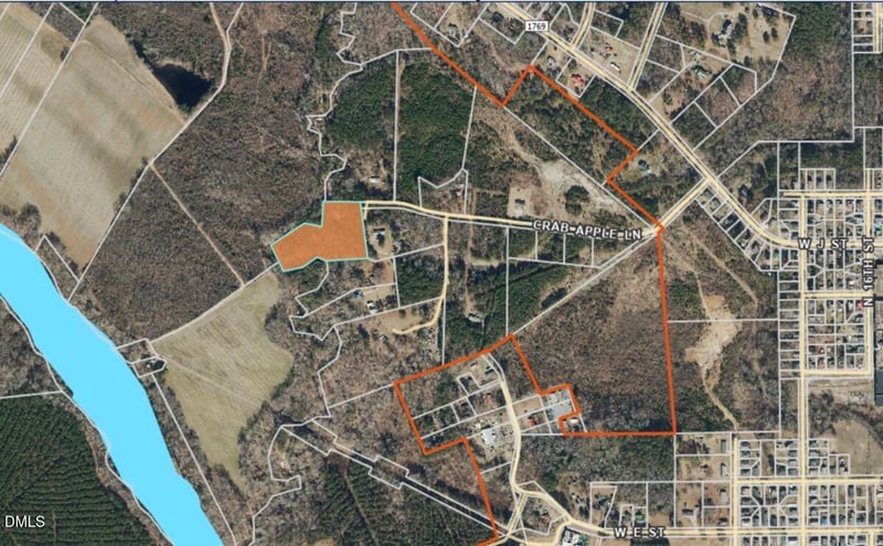 540 Crab Apple Ln, Erwin, NC 28339