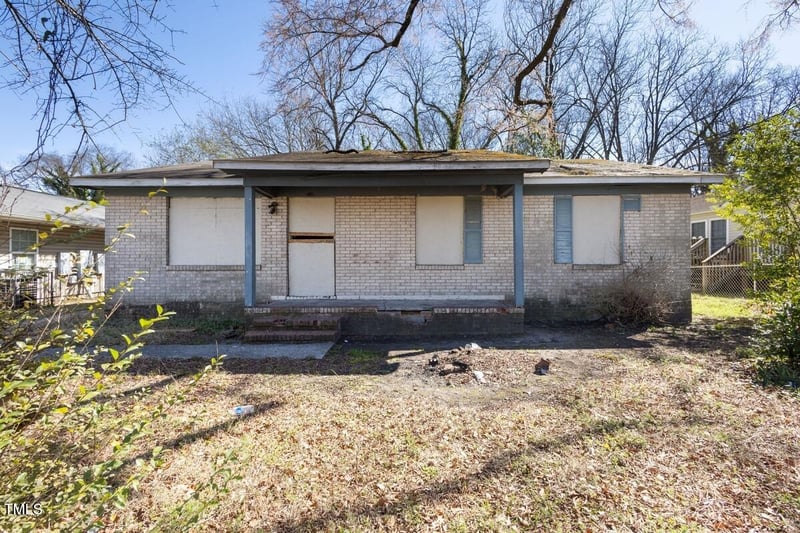 540 Frink St, Fayetteville, NC 28301