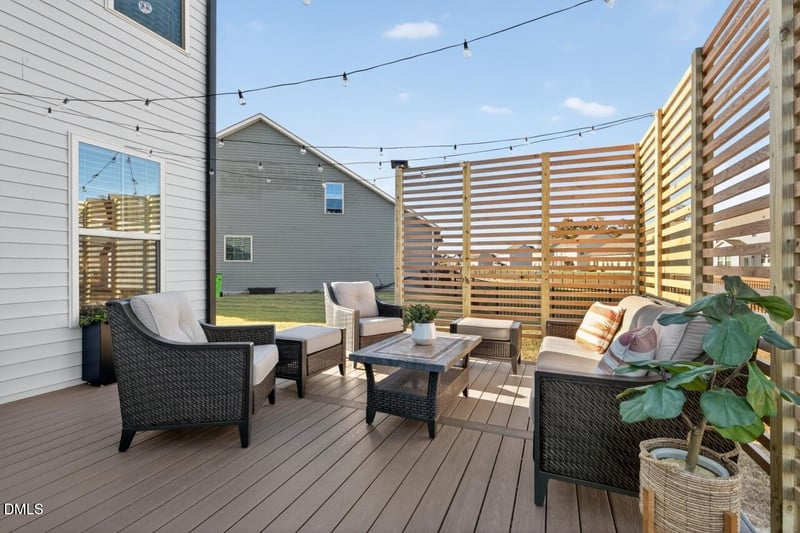 540 Oak Holly Ln, Zebulon, NC 27597