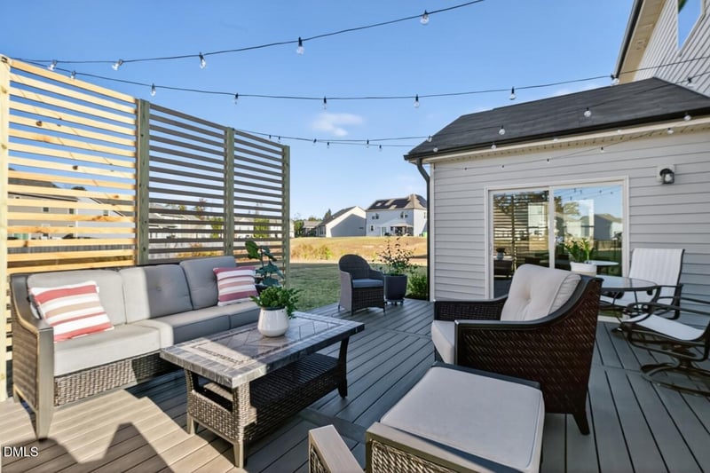 540 Oak Holly Ln, Zebulon, NC 27597