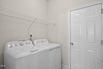 540 Oak Holly Ln, Zebulon, NC 27597