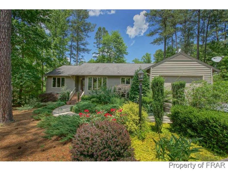 540 Perth Dr, Sanford, NC 27332