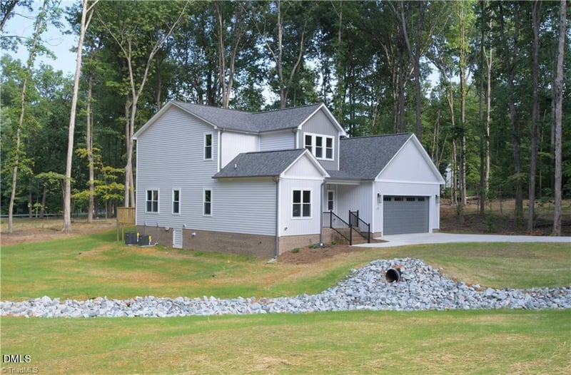 540 N Timberlea St, Liberty, NC 27298