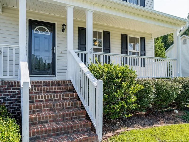 540 Tucks Ct, Sanford, NC 27330