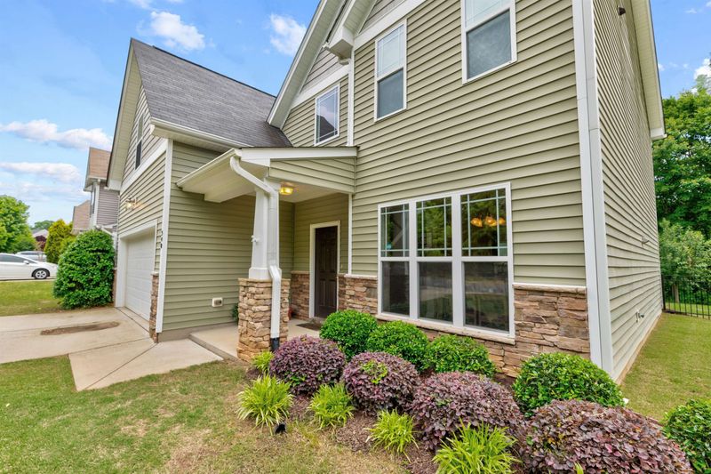 540 Wellspring Dr, Holly Springs, NC 27540