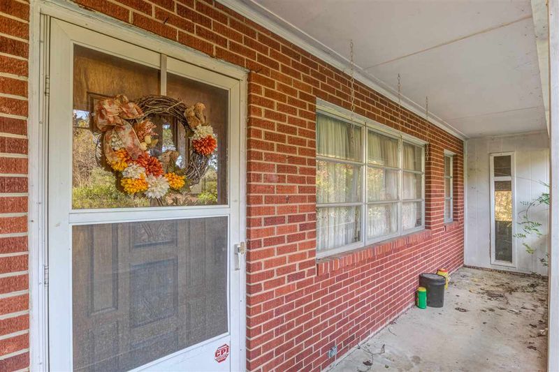 5400 Avent Ferry Dr, Raleigh, NC 27606