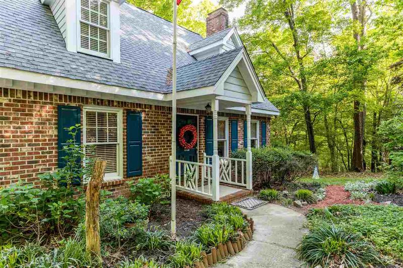 5400 Brickyard Ct, Garner, NC 27529