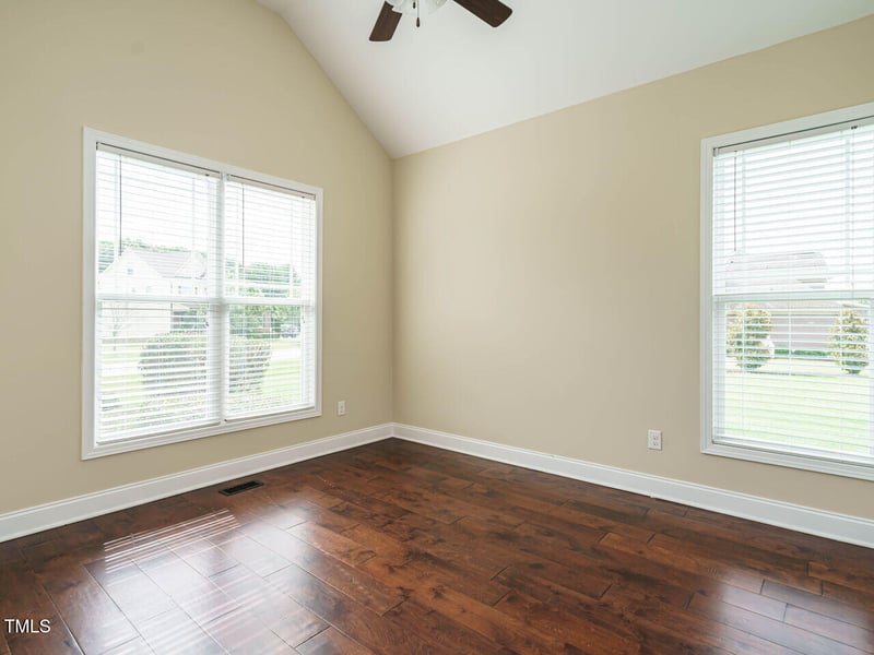 5400 Falconton Ln, Raleigh, NC 27610
