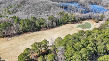 5400 Labrador Dr, Hope Mills, NC 28348