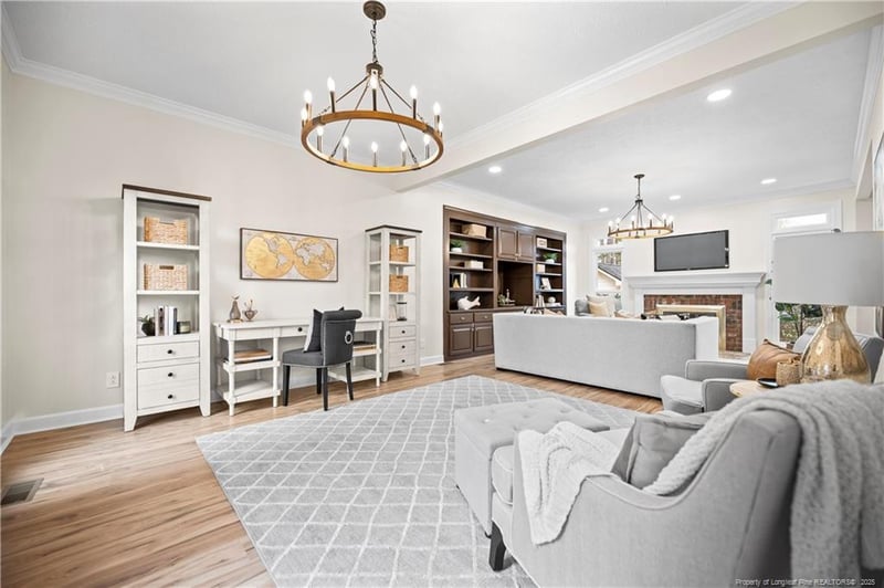 5400 Labrador Dr, Hope Mills, NC 28348