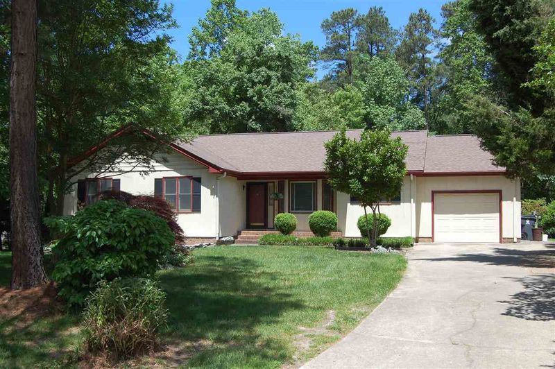 5400 Live Oak Trl, Raleigh, NC 27613