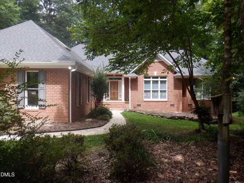 5400 Pine Dr, Raleigh, NC 27606