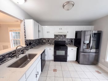 5400 Tanglewood Pine Ln, Raleigh, NC 27610