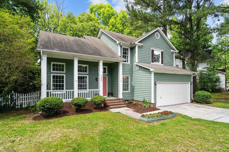 5400 Trestlewood Ln, Raleigh, NC 27610