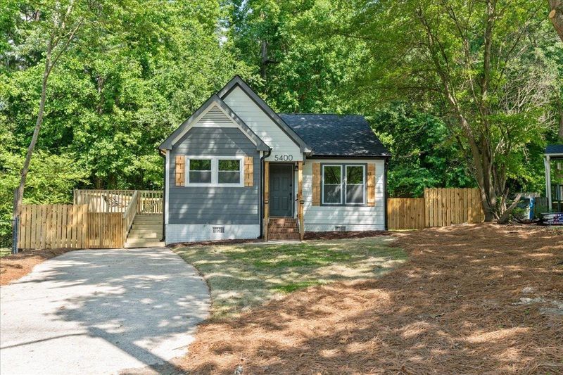 5400 Wine Ct, Raleigh, NC 27610