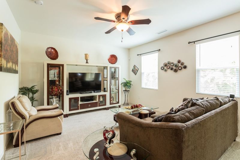 5401 Black Maple Dr, Raleigh, NC 27616