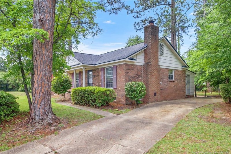 5401 Chesapeake Rd, Fayetteville, NC 28311