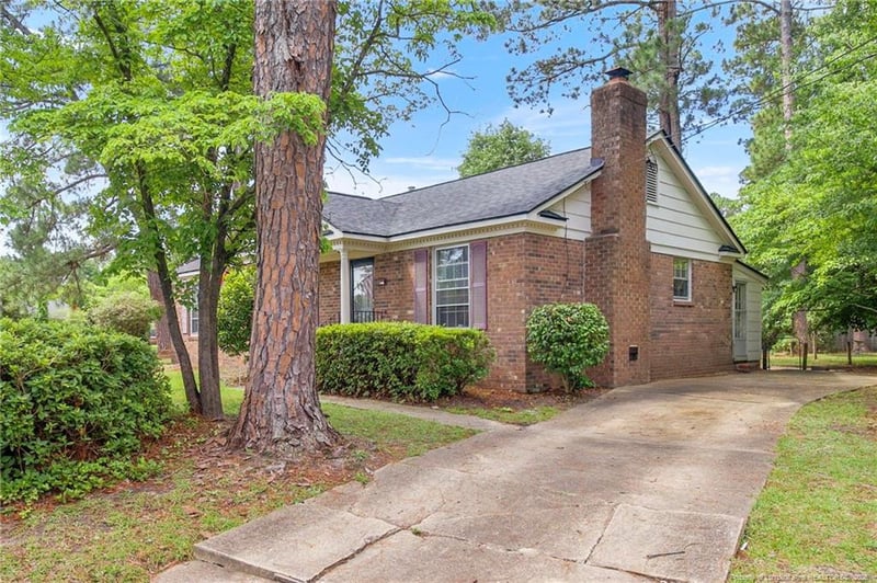 5401 Chesapeake Rd, Fayetteville, NC 28311