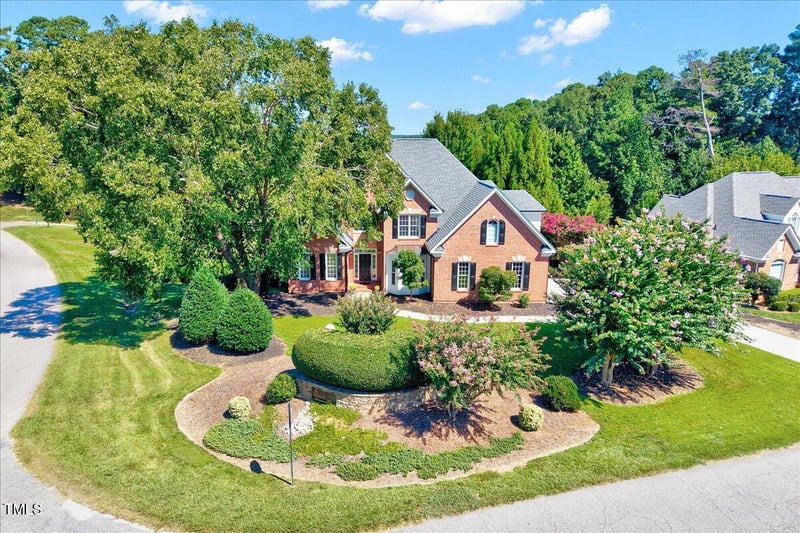 5401 Greensflag Ln, Fuquay Varina, NC 27526