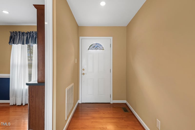 5401 Kaplan Dr, Raleigh, NC 27606